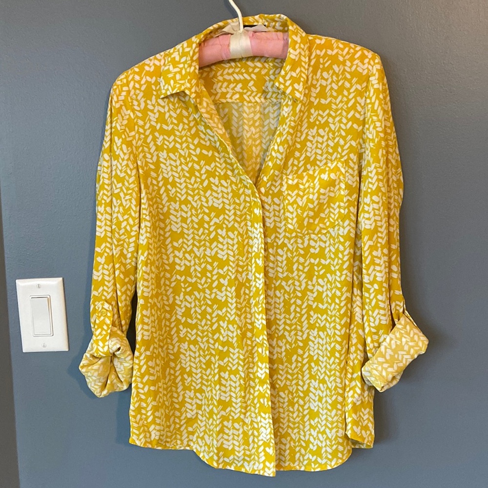 Women’s blouse Size small